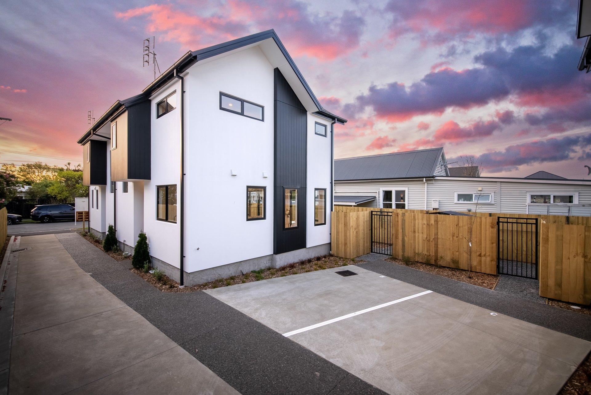 60 Olliviers Road — Featured Work