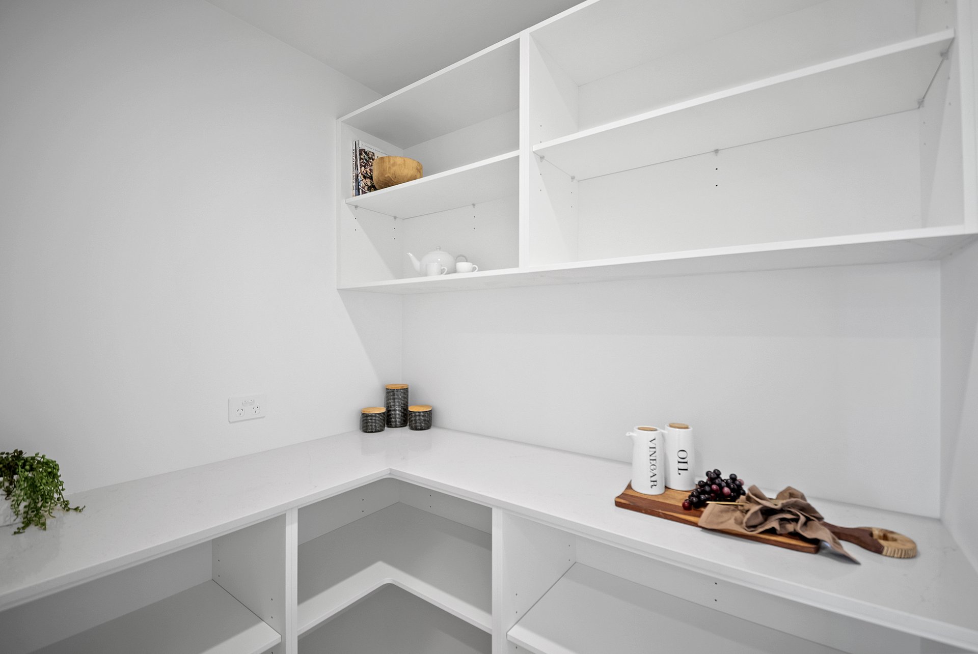 80 Muirhill Street Gallery 1