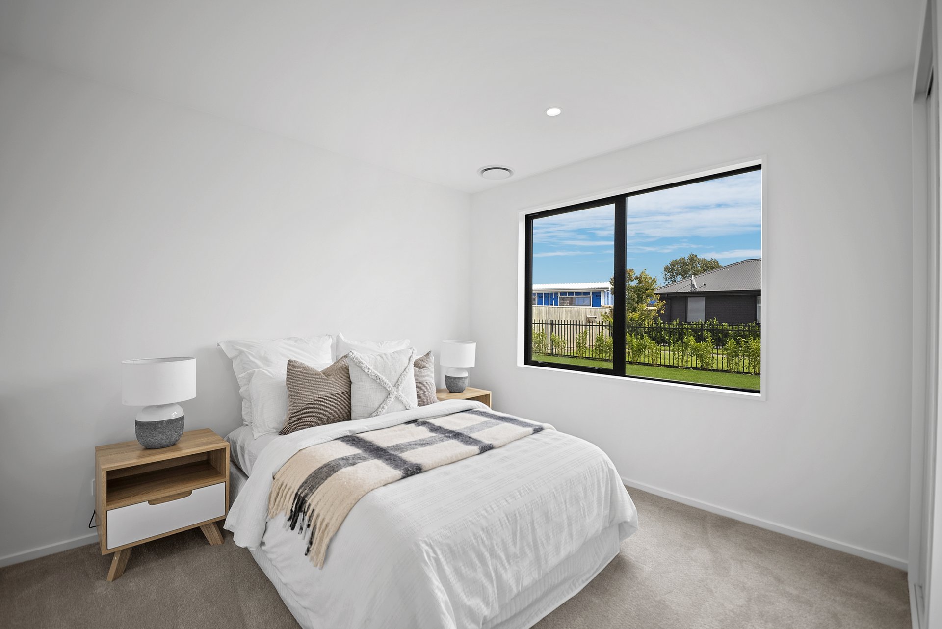 80 Muirhill Street Gallery 10