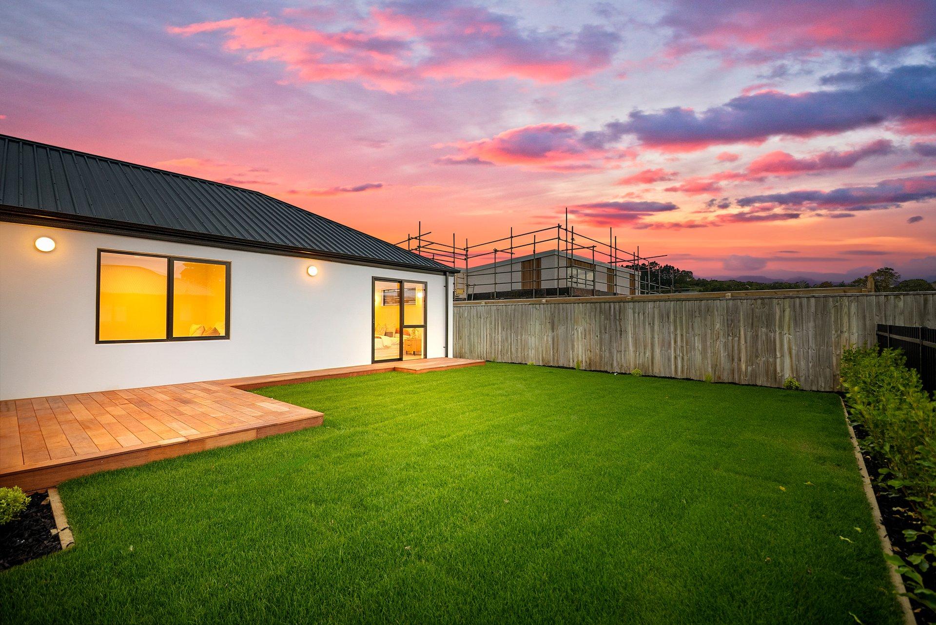 80 Muirhill Street Gallery 24